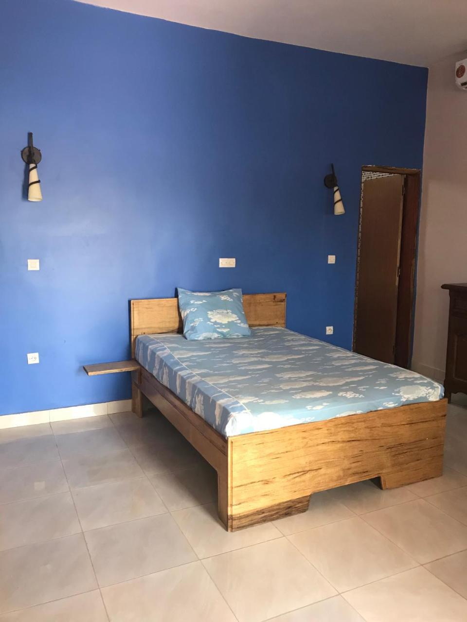 Auberge La Praline Toubakouta Bagian luar foto