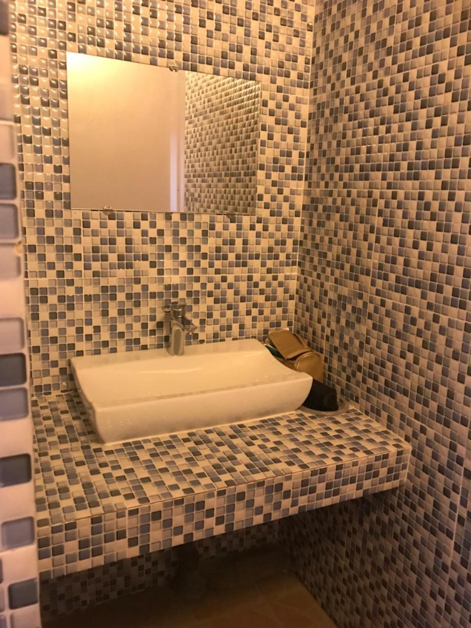 Auberge La Praline Toubakouta Bagian luar foto